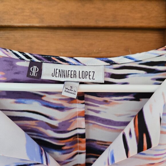 Jennifer Lopez Dolman Sleeve Top Women"s Size Small Colorful Blouse Lightweight - Picture 3 of 7